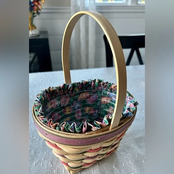 Longaberger 1996 Vintage Easter Basket - Picture 1 of 9